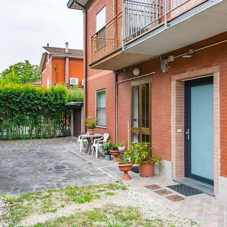 Stile E Comfort In Citta Con Wi-Fi Carpi Exteriör bild