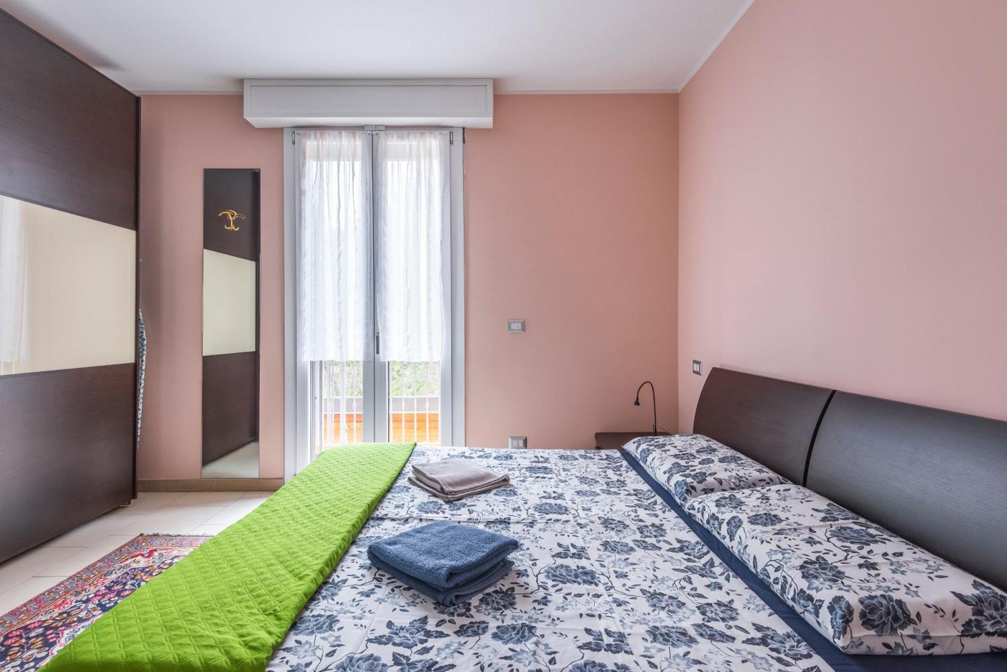 Stile E Comfort In Citta Con Wi-Fi Carpi Exteriör bild